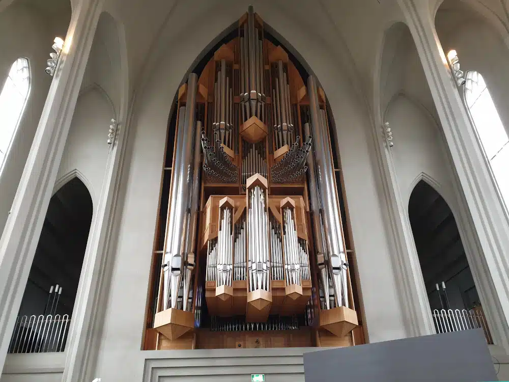 Island - Sehenswürdigkeiten Hauptstadtgebiet - Hallgrimskirche innen