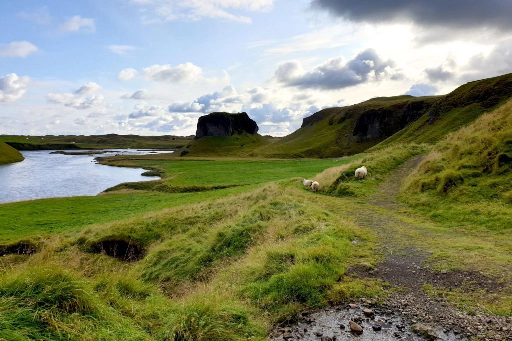 Island - Der Süden - Systrastapi Rock
