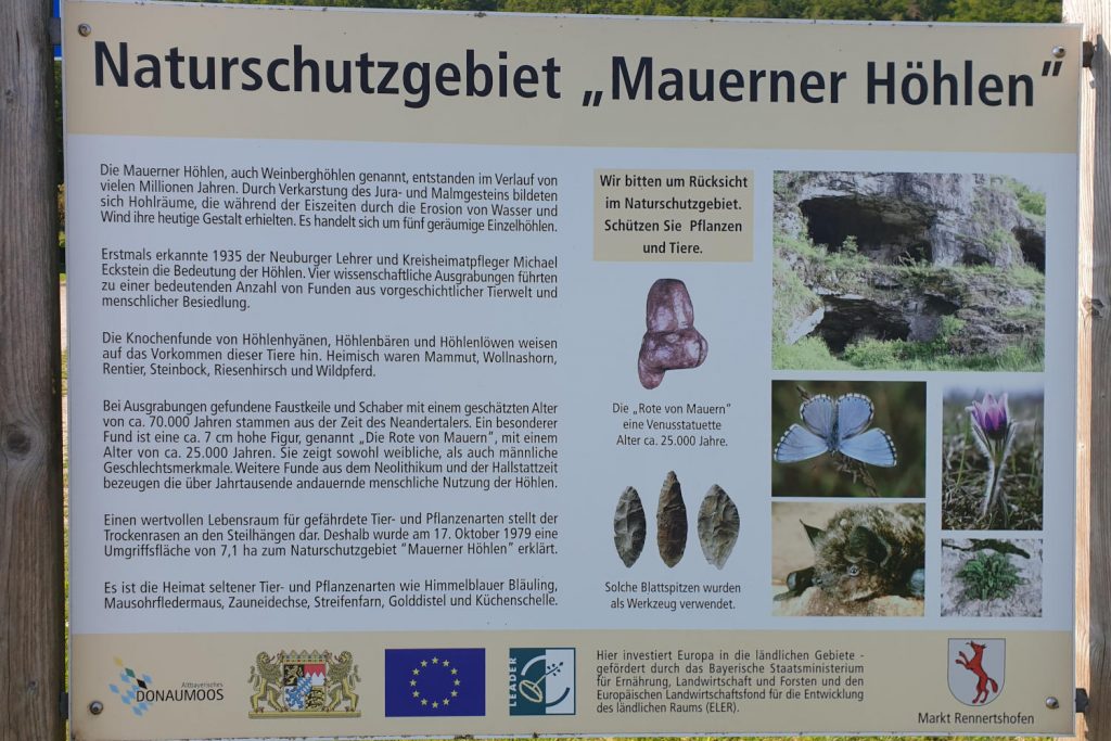 Deutschland - Bayern - Maueren Höhlen Schild