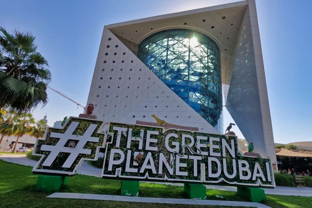 VAE - Dubai - The Green Planet - Das Gebaeude