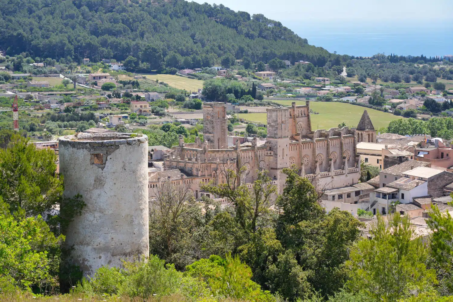 Spanien - Mallorca - Son Severea - Esglesia Nova - Aus der Ferne