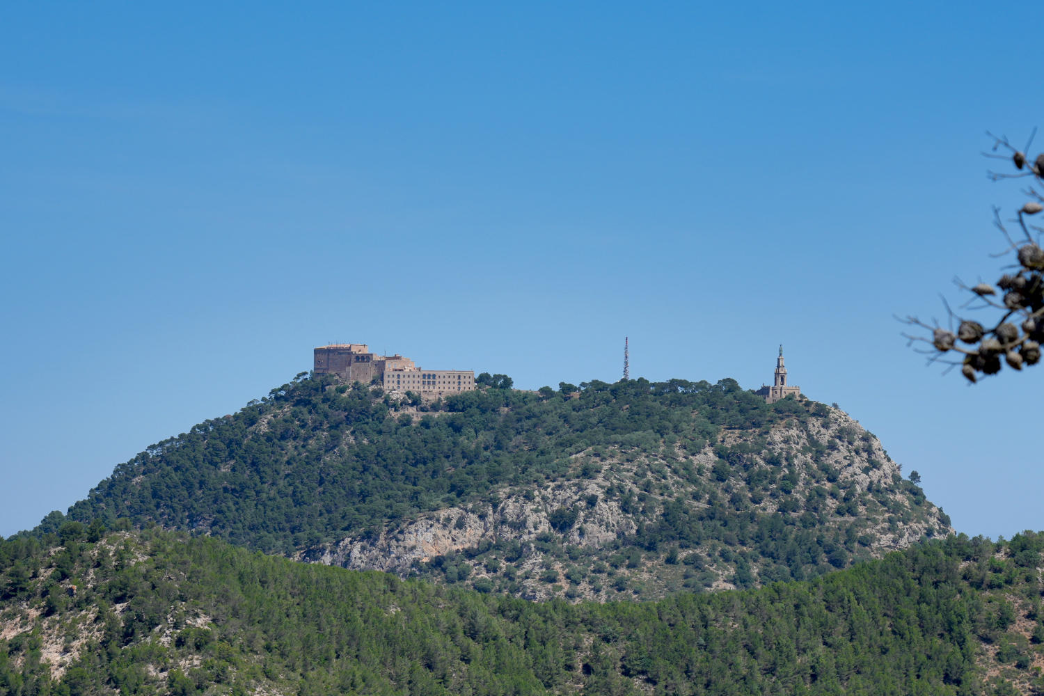 Spanien - Mallorca - Felanitx - Castell de Santueri - Blick auf Puig de Sant Salvador