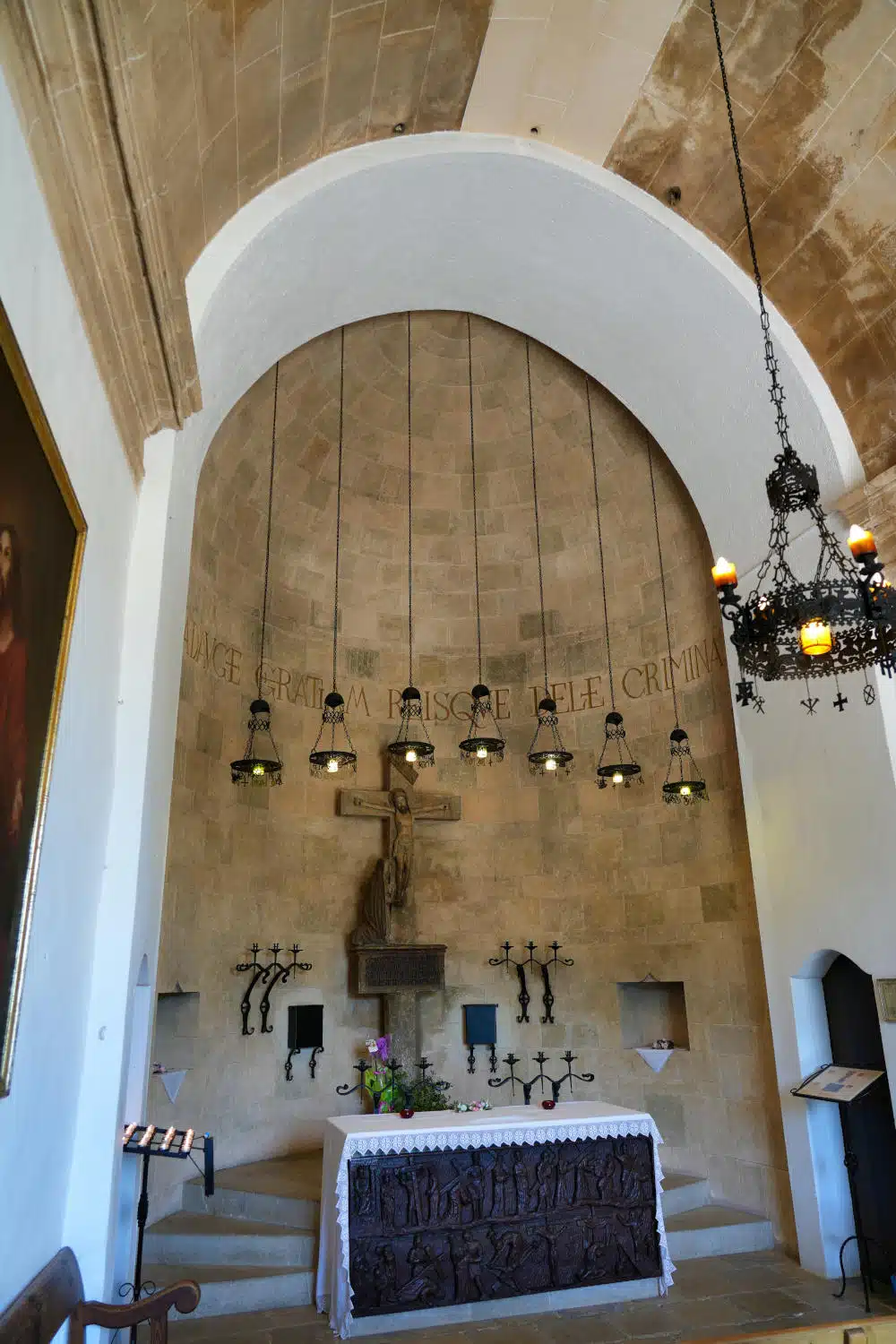 Spanien - Mallorca - Pollenca - Kalvarienberg - Kapelle Eglesia del Calvari innen